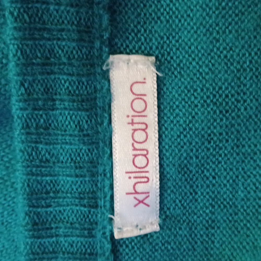 4/$40 Teal Sweater with Cat & Glasses Design - Fits Size L/XL - Picture 6 of 7